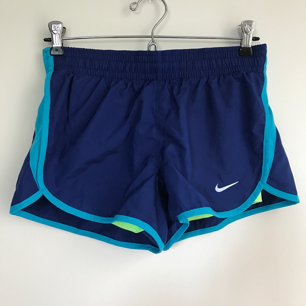 NWOT Nike Shorts With Liner